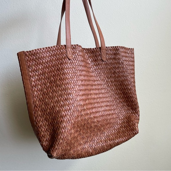 Madewell Handbags - Madewell The Transport Tote: Woven Leather Edition